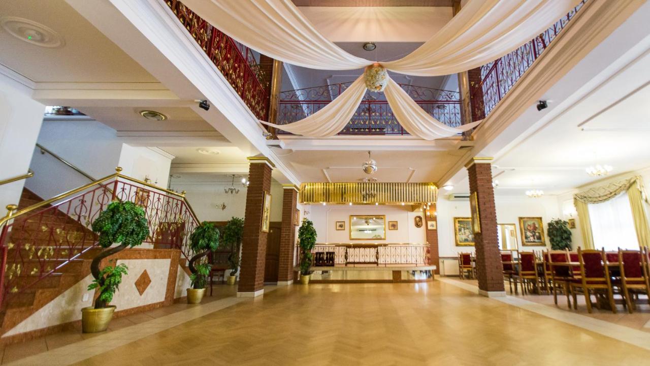 Elgrom Falenty Park Raszyn Exterior foto